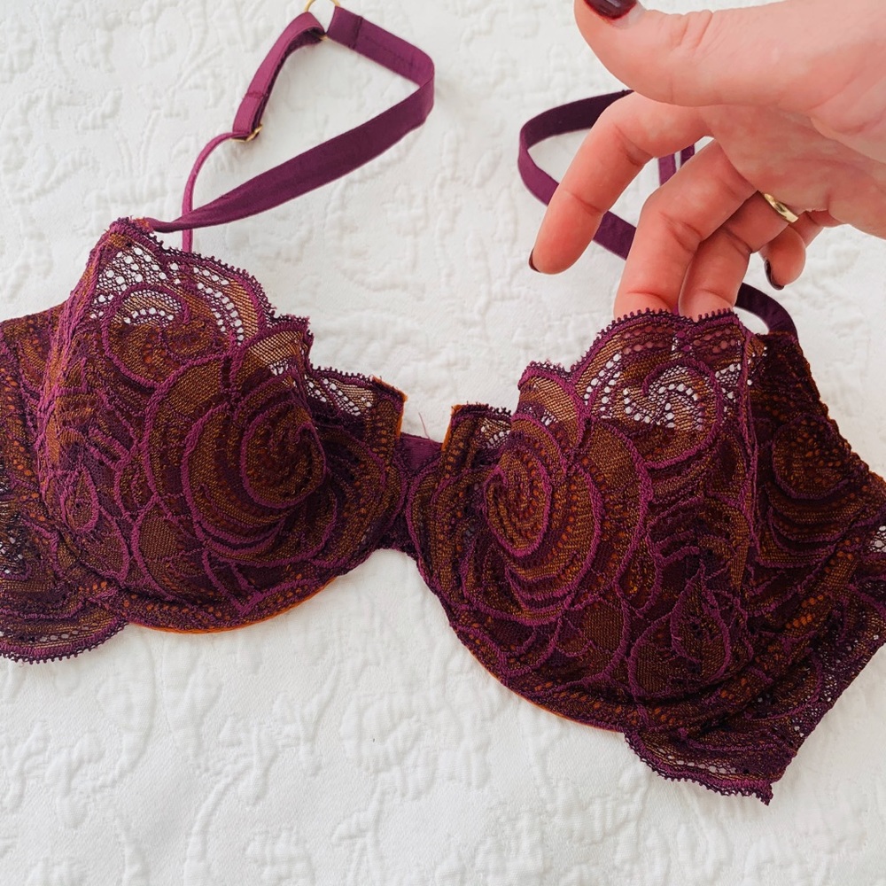 🌿 Victoria Secret Burgundy Lace Very Sexy Bra